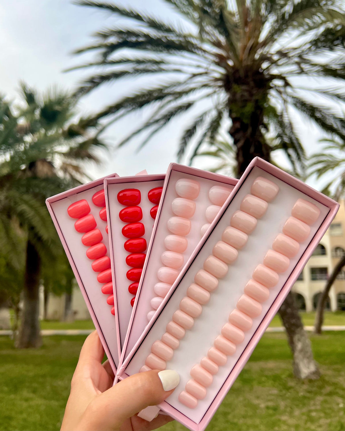 Ongles réutilisables de qualité : manucure instantanée