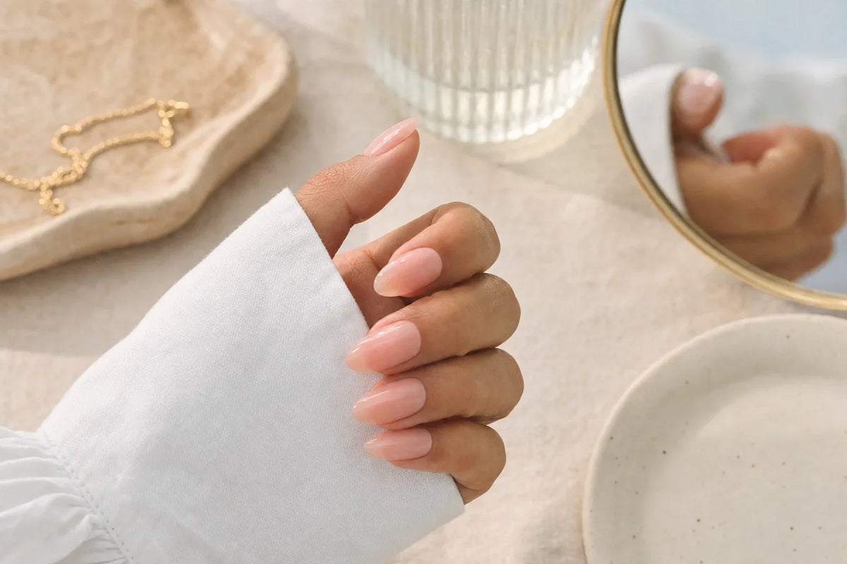 Press-on nails : forme ronde, carrée ou amande ?