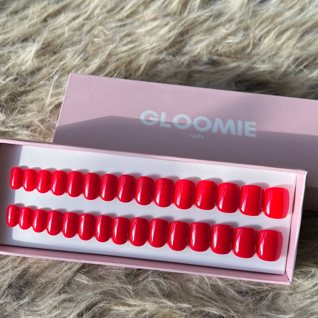 faux-ongles réutilisables - Gloomie Nails