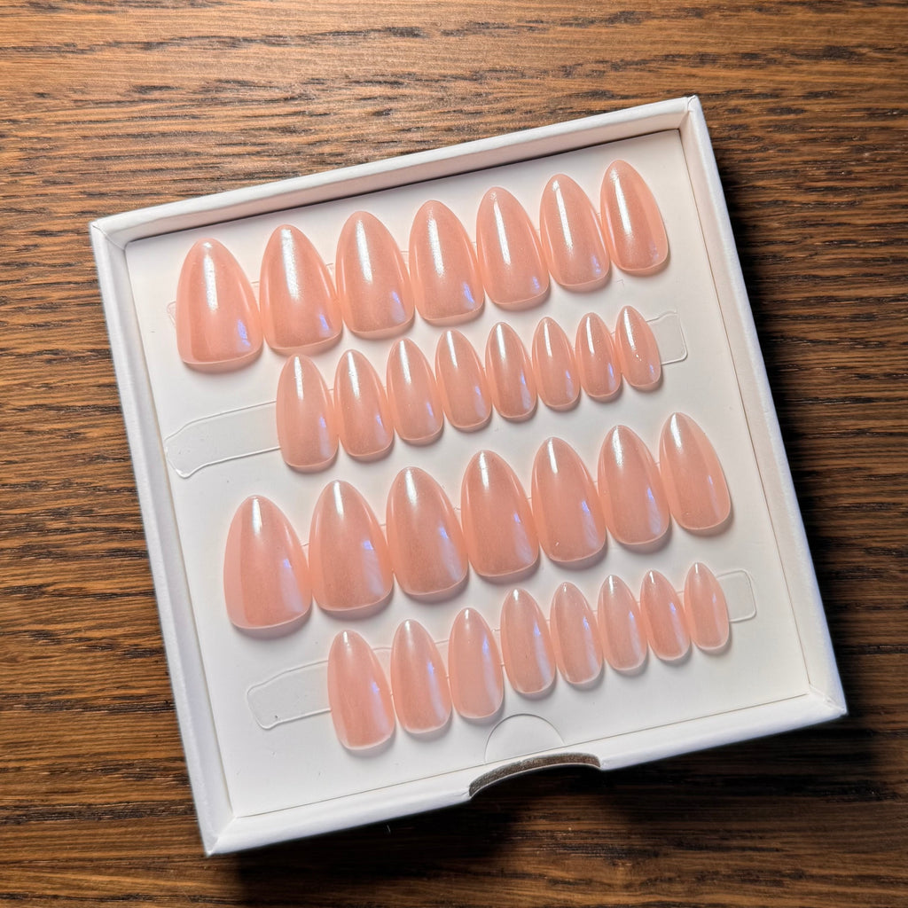 faux-ongles réutilisables - Gloomie Nails