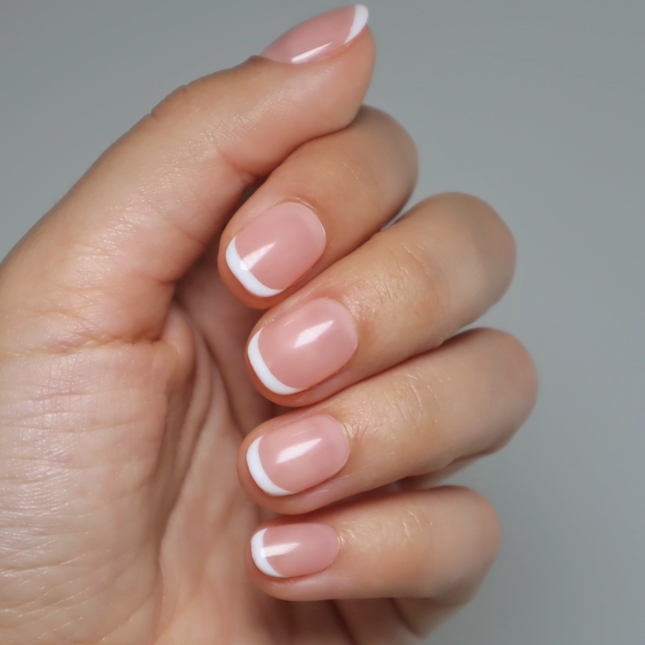 faux-ongles french extra court gloomie nails